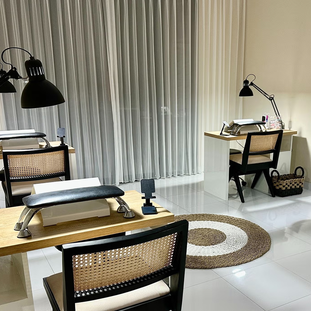 Kembali Nails Studio